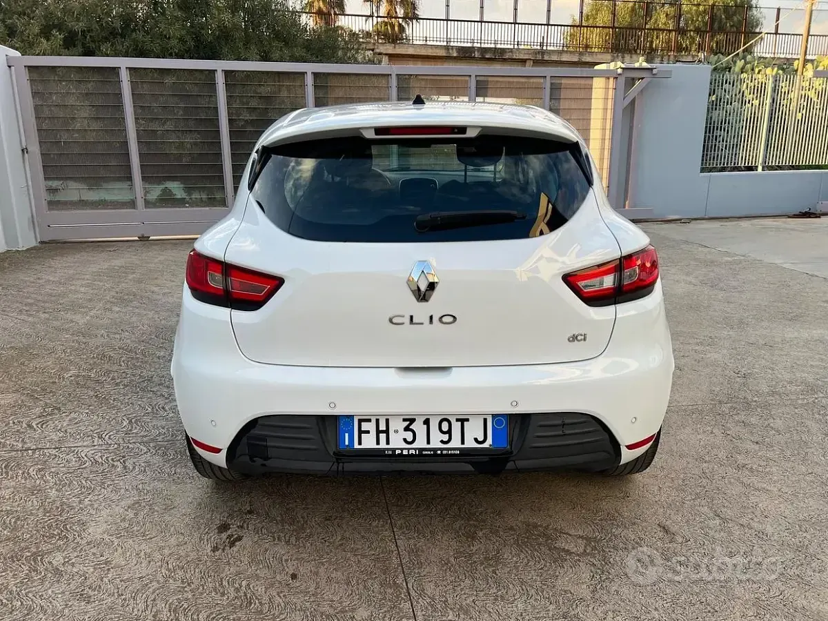 Usata Renault Clio 75 CV (55 kW) 2017 Bianco Utilitaria