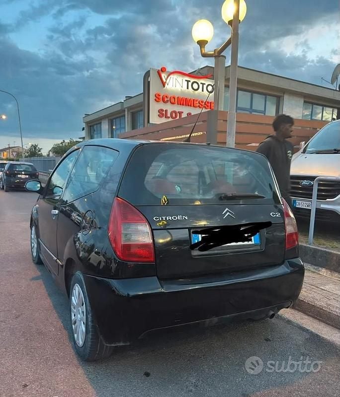 Usata Citroën C2 70 CV (51 kW) 2005 Nero Utilitaria