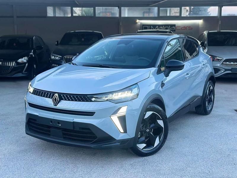 Grigio Nuova 2025 Renault Captur Techno SUV | 24.990 € (Cara) - Immagine 1/4