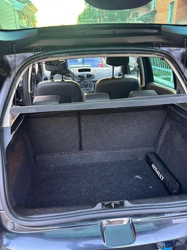 Usata Renault Clio III LE 75 CV (55 kW) 2007 Nero Berlina