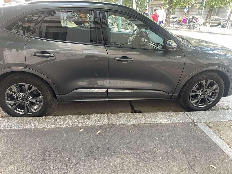 Usata Ford Kuga ST-Line 258 CV (189 kW) 2023 SUV