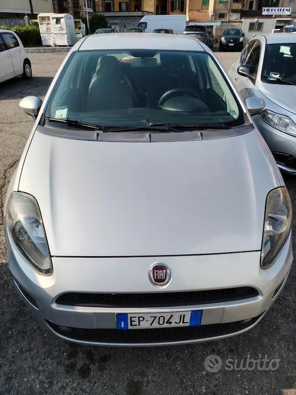 Usata Fiat Grande Punto 77 CV (56 kW) 2012 Utilitaria