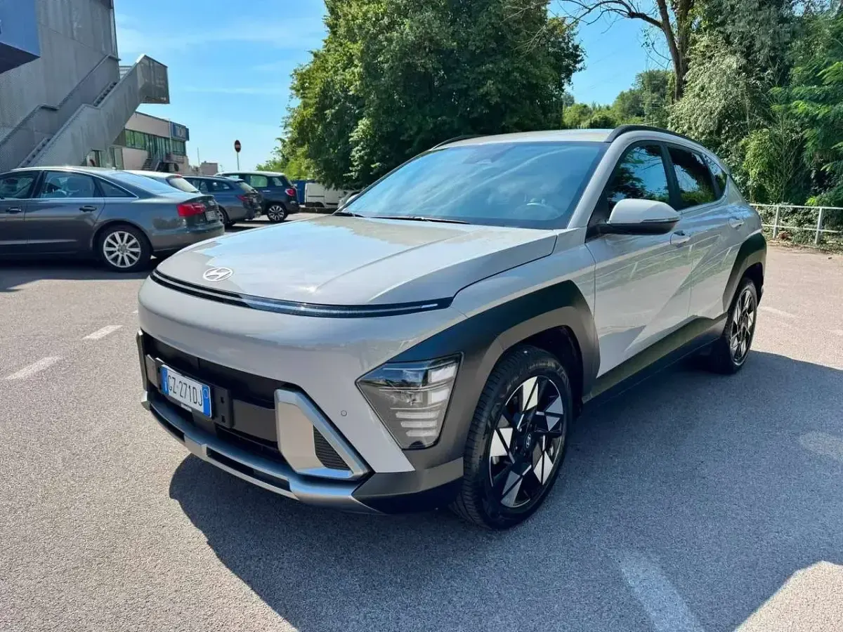 Usata Hyundai Kona 105 CV (77 kW) 2025 Cyber grey SUV