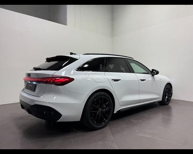 Nuova Audi A5 S-Line 204 CV (150 kW) 2025 Bianco arkona Station wagon