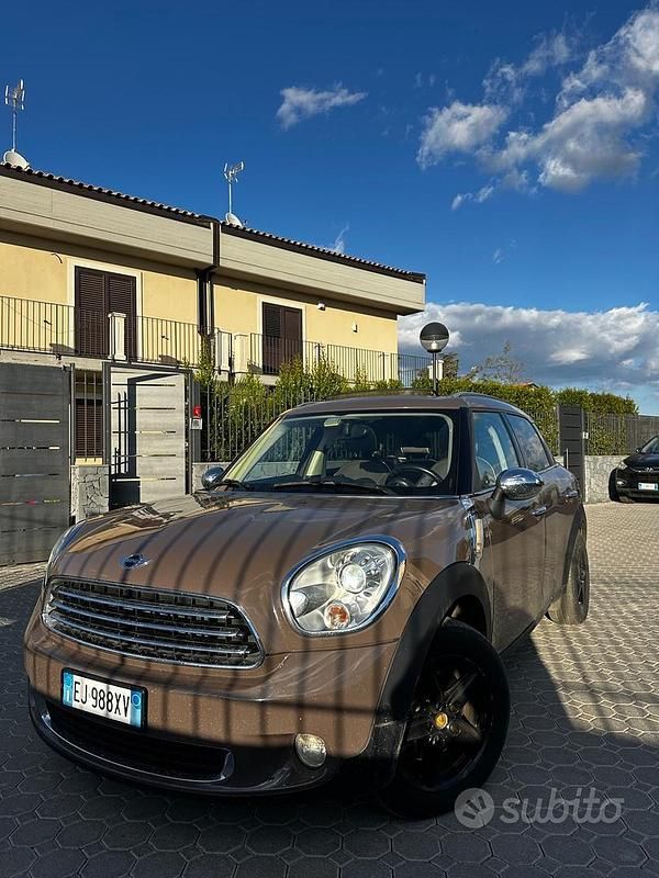Marrone Usata 2012 Mini Cooper D Countryman SUV | 7900 € (Ottimo prezzo) - Immagine 1/4