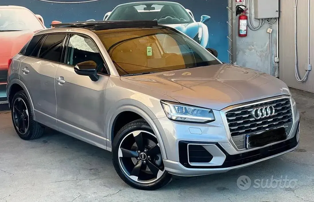 Usata Audi Q2 Sport 116 CV (85 kW) 2017 Grigio SUV