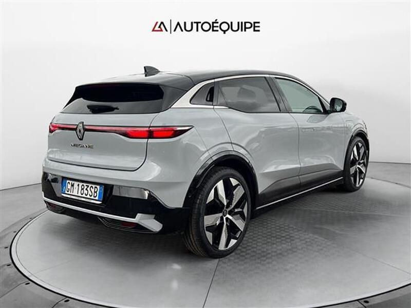 Begagnad Renault Megane E-Tech Techno 161 kW (220 HK) 2023 Grå