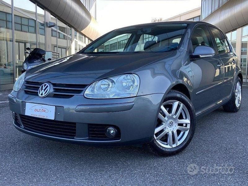 Usata VW Golf V Comfortline 102 CV (75 kW) 2007 Grigio Berlina