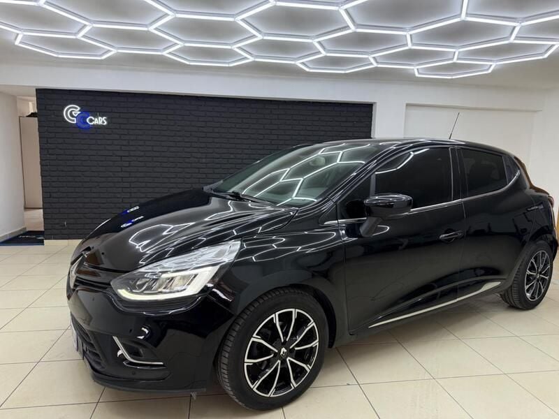 Usata Renault Clio IV Bose Edition 118 CV (86 kW) 2016 Nero Berlina