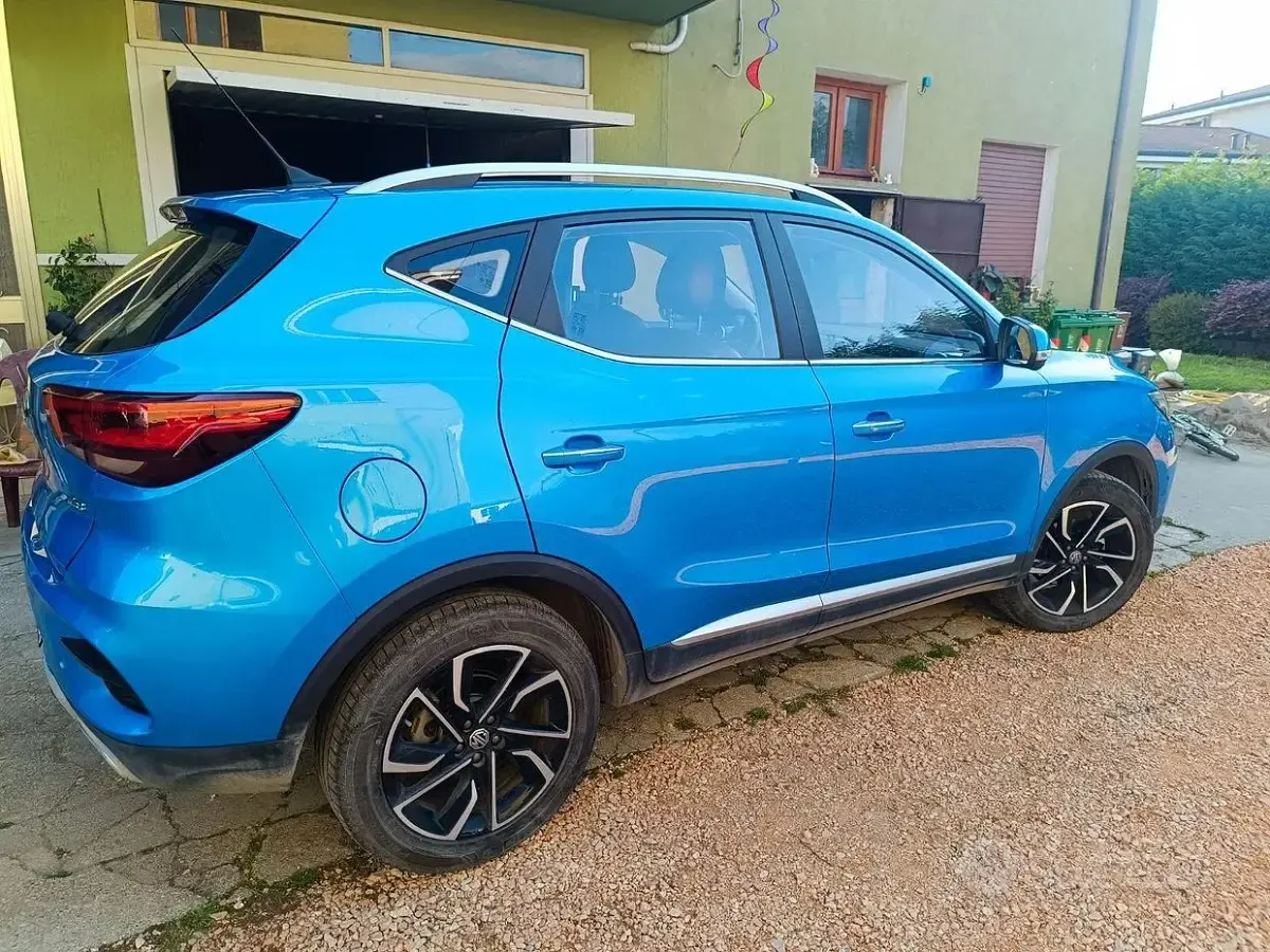 Usata MG ZS 2024 Blu SUV