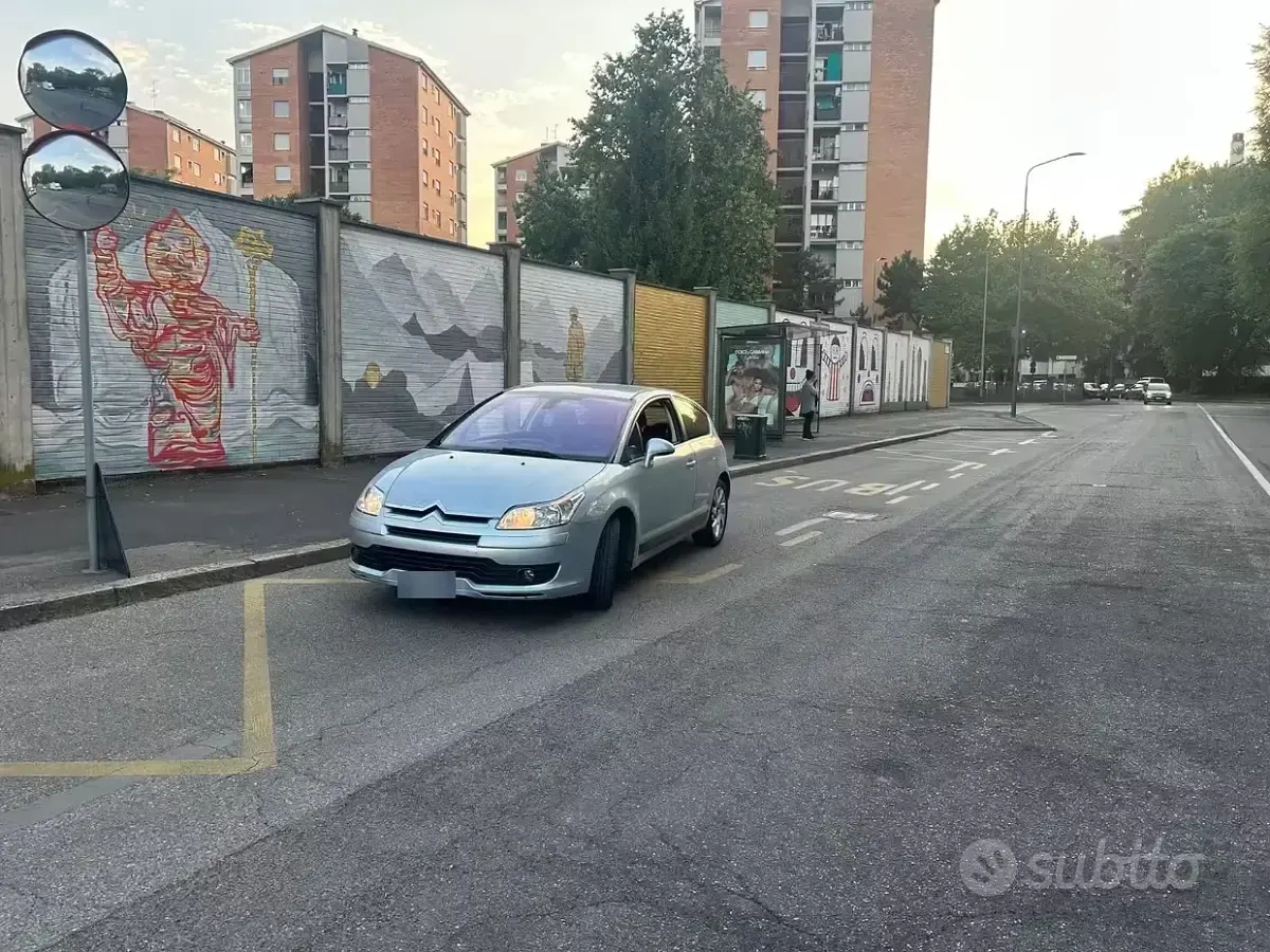 Usata Citroën C4 109 CV (80 kW) 2007 Bluazzurro Berlina