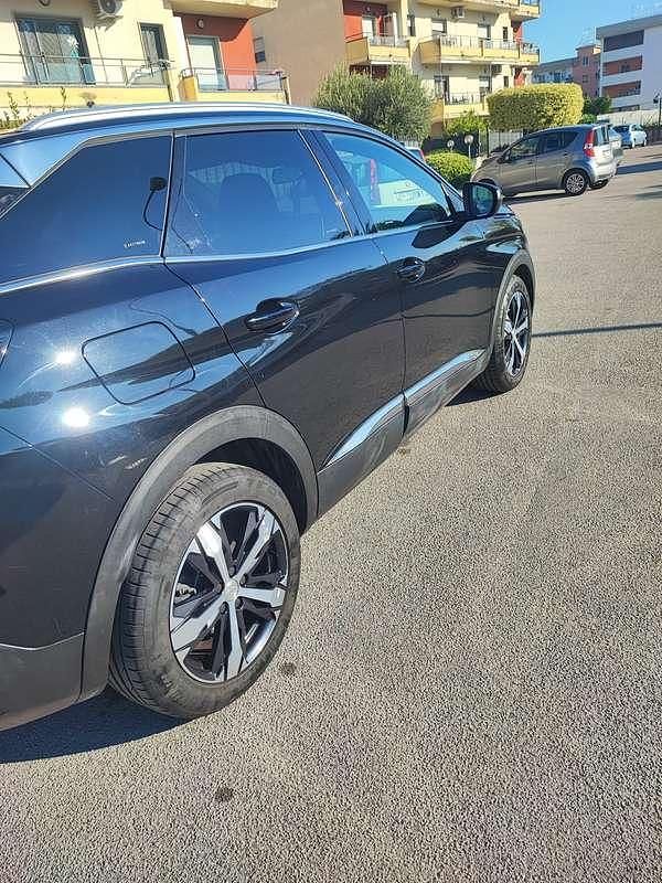 Usata Peugeot 3008 GT-line 131 CV (96 kW) 2019 Nero SUV