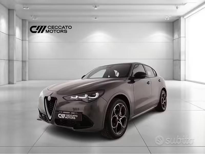 Usata Alfa Romeo Stelvio Ti 210 CV (154 kW) 2023 Grigio SUV