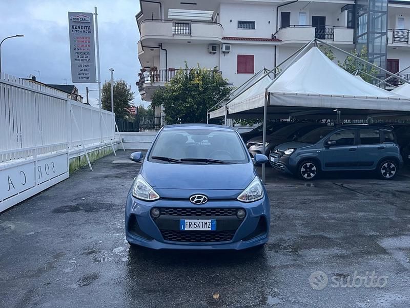 Usata Hyundai i10 66 CV (48 kW) 2018 Blu Utilitaria