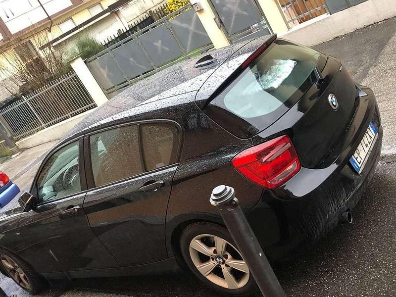 Usata BMW 116 Sport Line 120 CV (88 kW) 2013 Nero Utilitaria