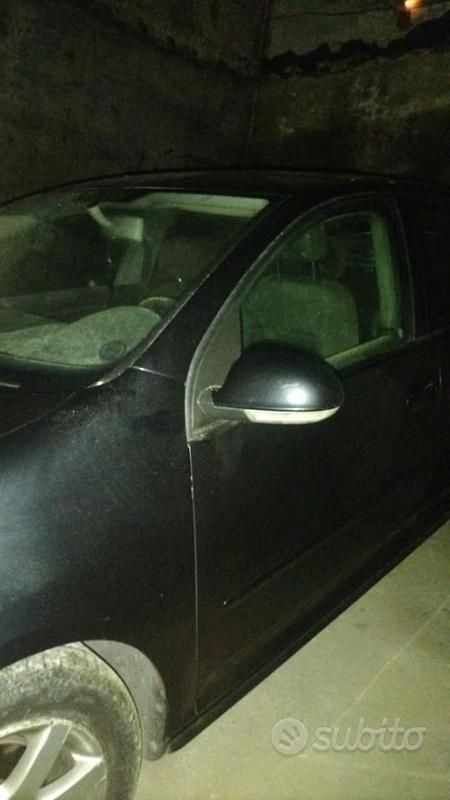 Usata VW Golf IV 75 CV (55 kW) 2005 Nero Station wagon