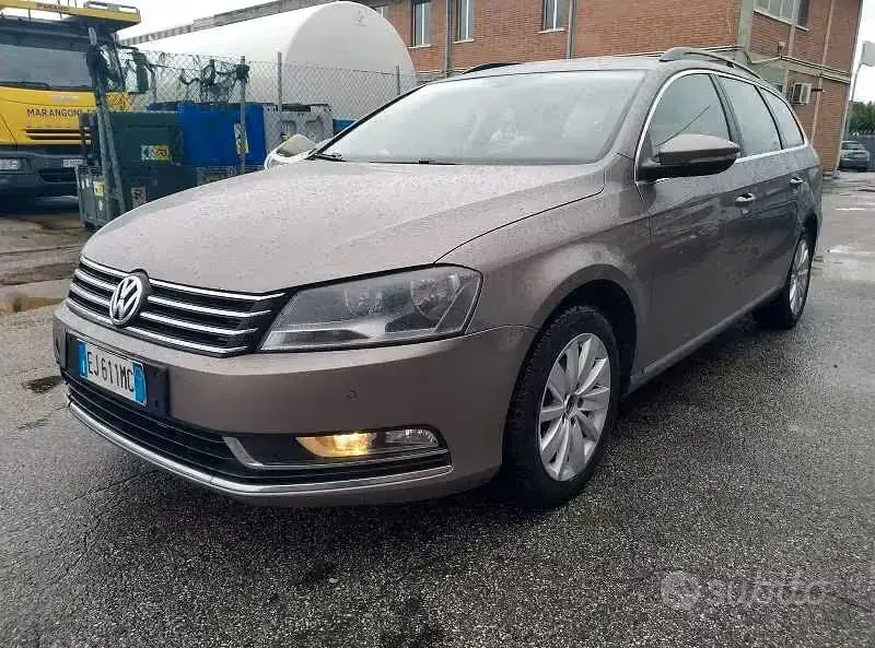 Usata VW Passat Comfortline 150 CV (110 kW) 2011 Station wagon