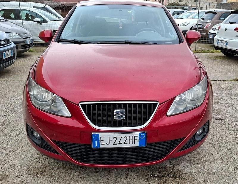 Usata Seat Ibiza Style 90 CV (66 kW) 2011 Rosso Berlina