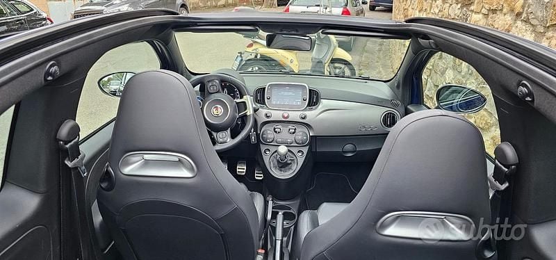 Usata Abarth 595 165 CV (121 kW) 2021 Blu Cabrio