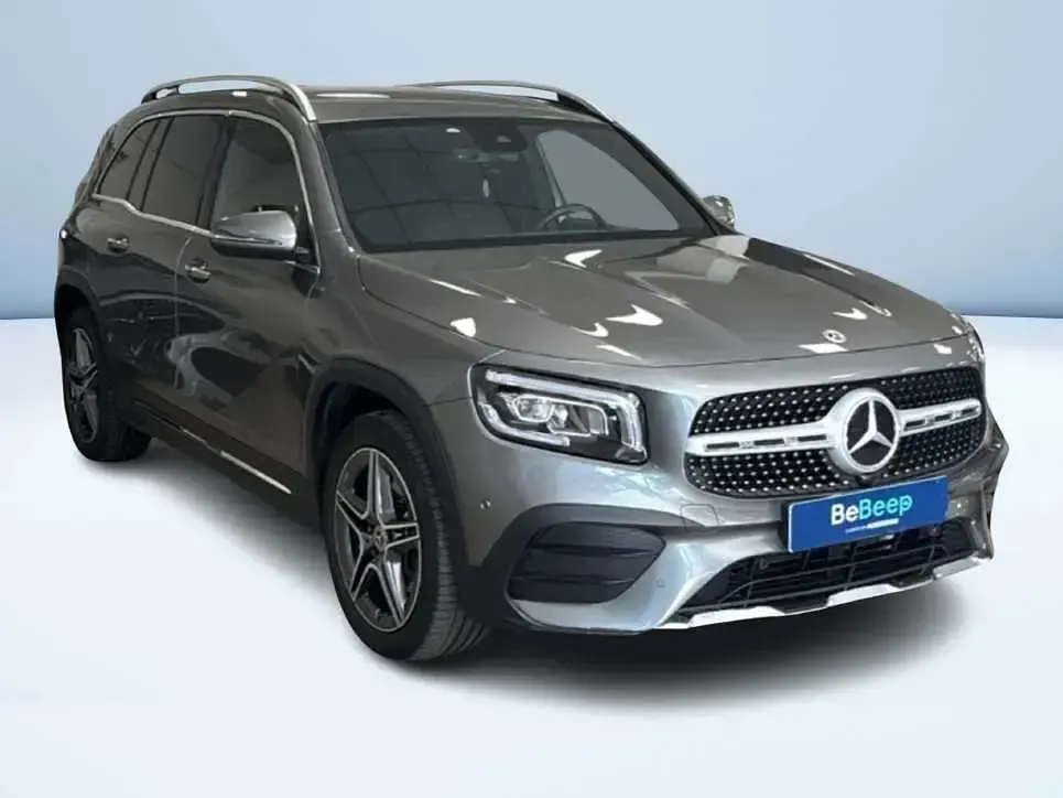Usata Mercedes GLB200 Premium 150 CV (110 kW) 2023 Grigio SUV