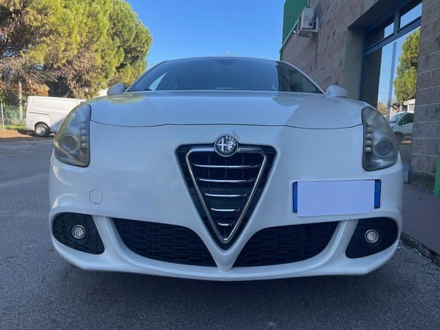 Usata Alfa Romeo Giulietta 140 CV (102 kW) 2012 Bianco Berlina