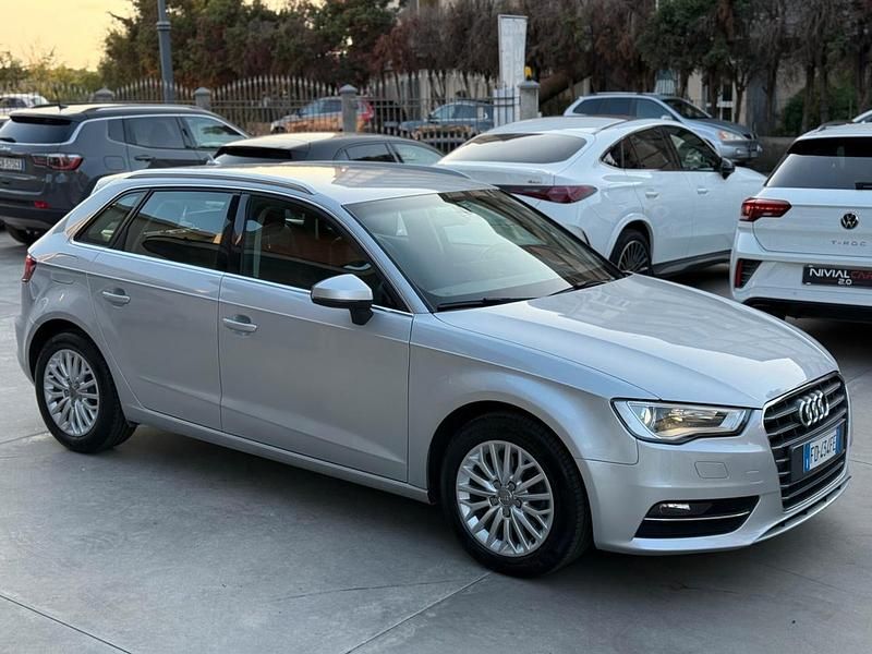 Usata Audi A3 Ambiente 110 CV (80 kW) 2014 Grigio Berlina
