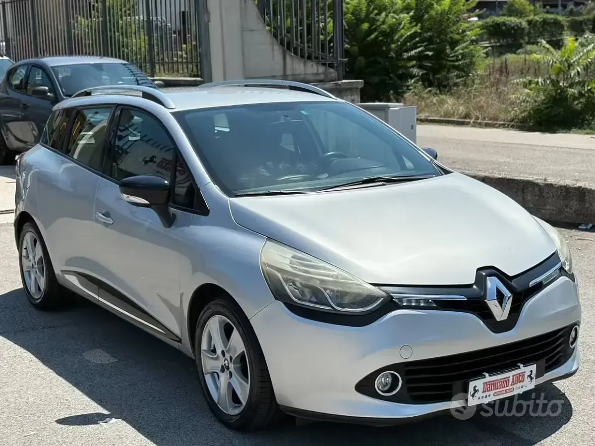 Usata Renault Clio 75 CV (55 kW) 2015 Grigio Station wagon