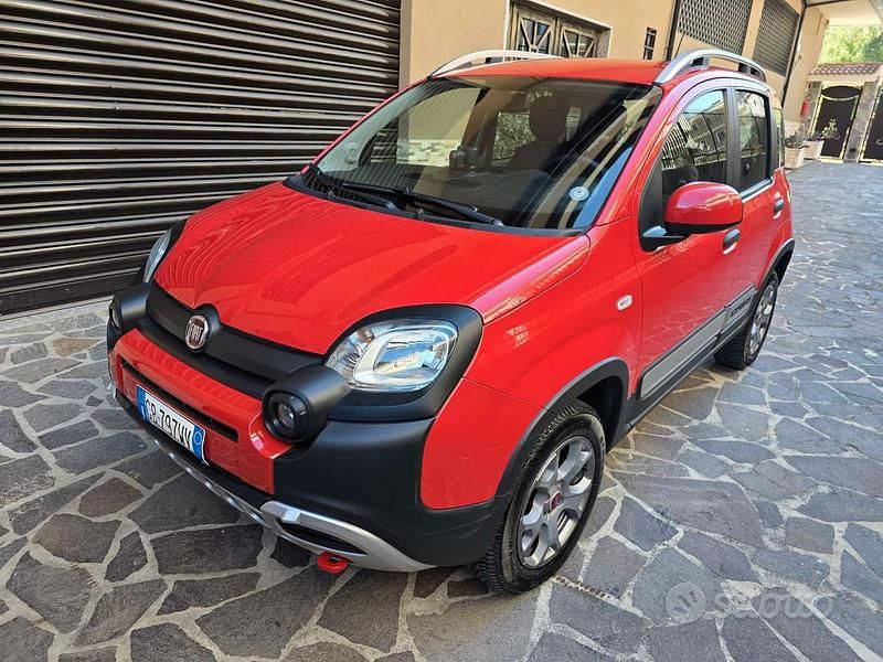 Usata Fiat Panda Cross Cross 2020 Rosso Utilitaria