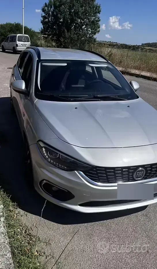 Usata Fiat Tipo 120 CV (88 kW) 2018 Grigio Station wagon