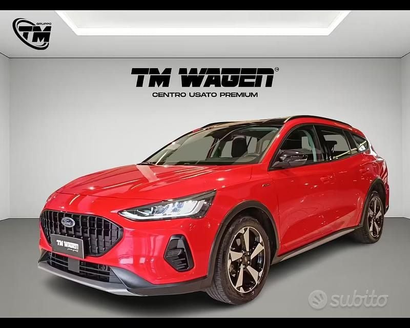 Usata Ford Focus Active 125 CV (91 kW) 2022 Rosso Station wagon