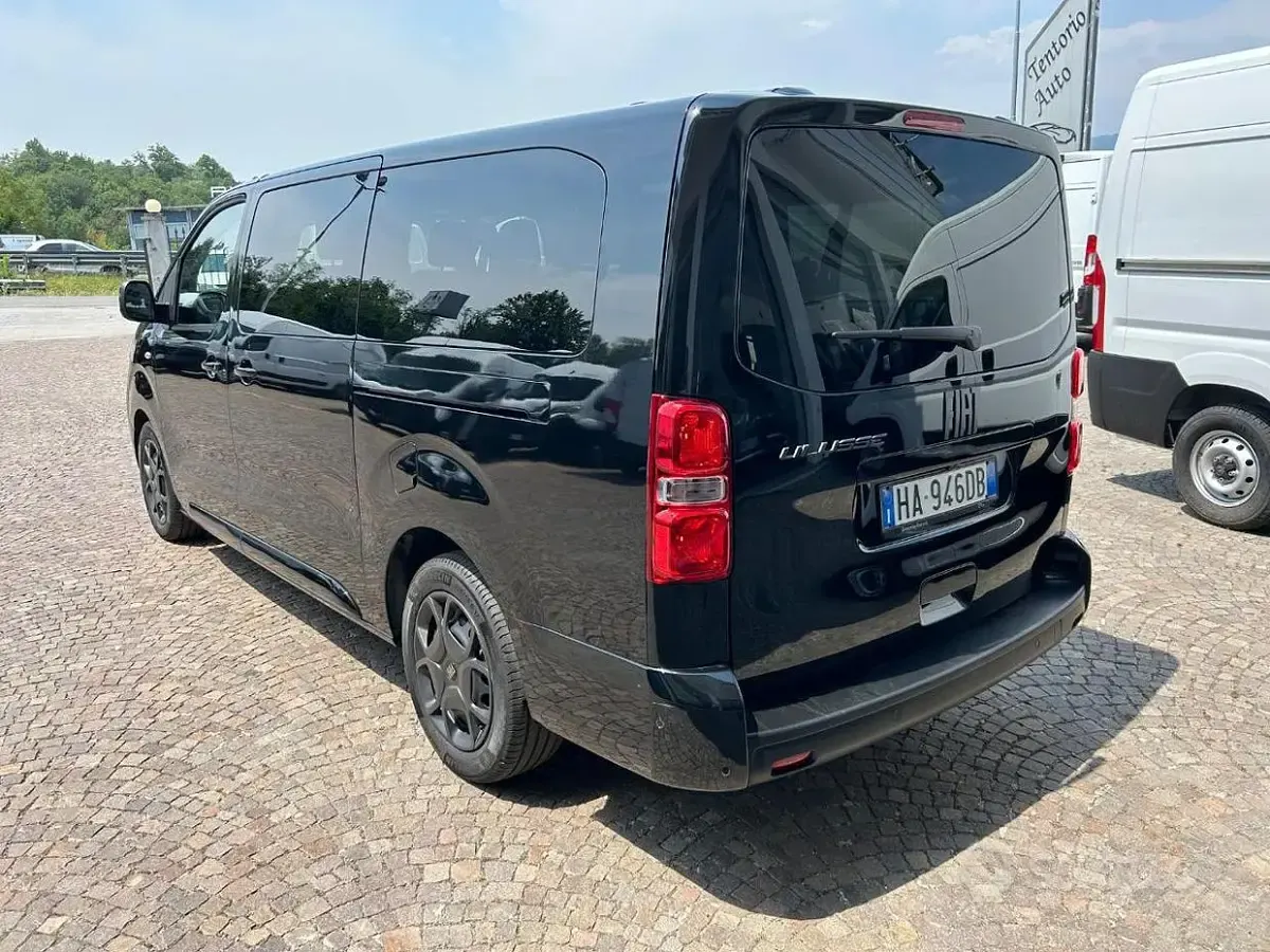 Usata Fiat Ulysse 130 kW (177 CV) 2025 Nero metallizzato Monovolume