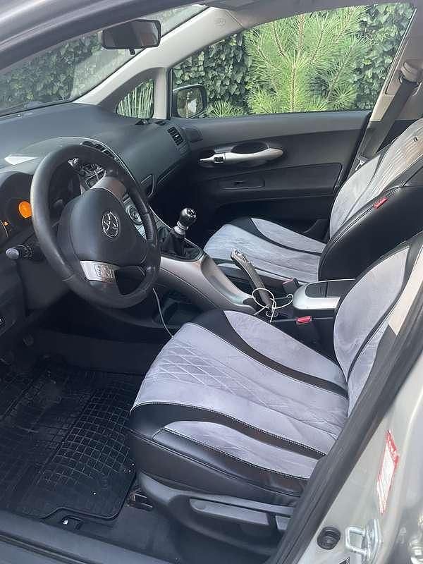 Usata Toyota Auris Sol 126 CV (92 kW) 2007 Utilitaria