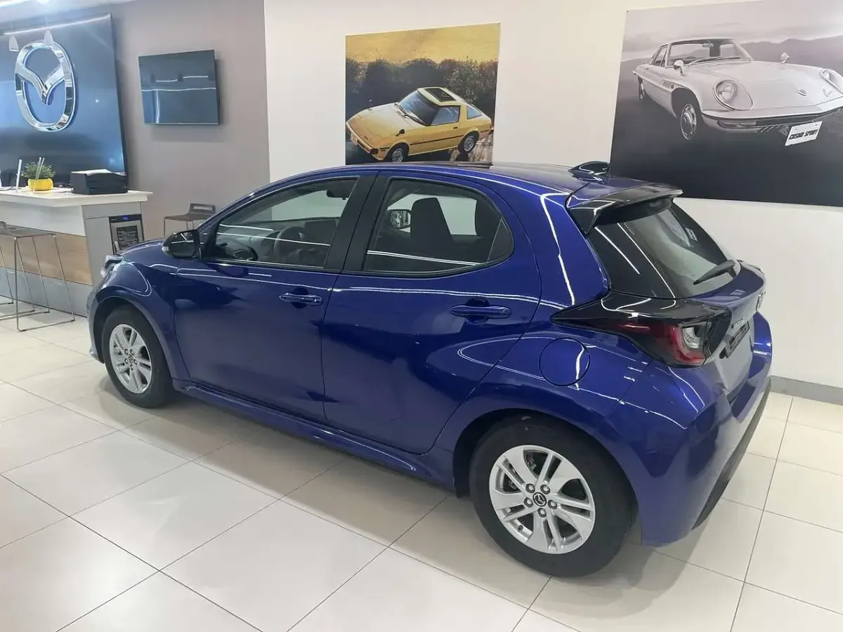 Nuova Mazda 2 Center-Line 116 CV (85 kW) 2026 Bianco Utilitaria