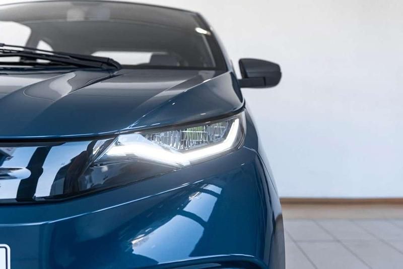 Nuova Aixam AMBITION Pack 5 kW (8 CV) 2026 Blu Utilitaria