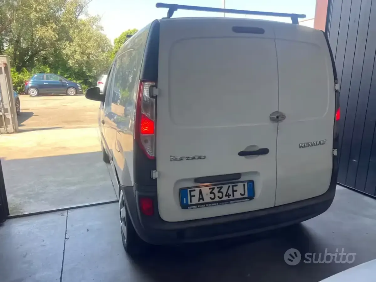 Usata Renault Kangoo 90 CV (66 kW) 2015 Bianco Monovolume