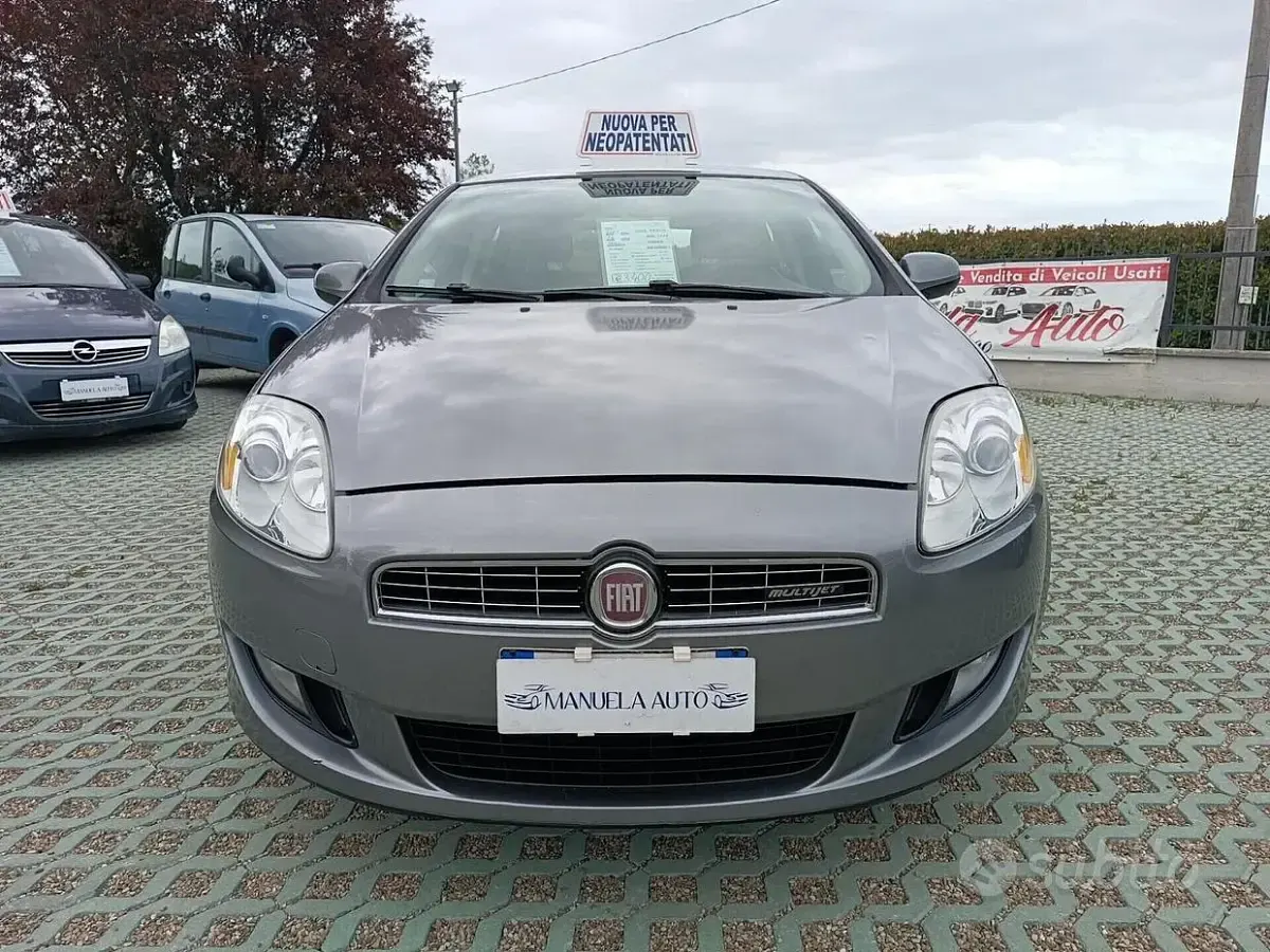 Usata Fiat Bravo Active 90 CV (66 kW) 2011 Grigio Utilitaria
