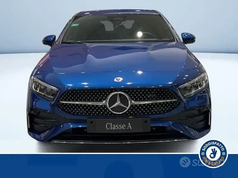 Nuova Mercedes A250 Advanced Plus 217 CV (159 kW) 2026 Blu Berlina