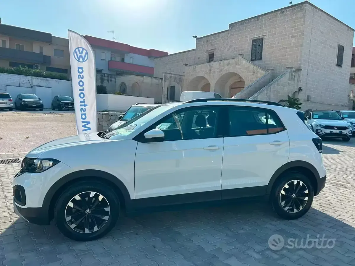 Usata VW T-Cross Style 95 CV (69 kW) 2023 Grigio SUV