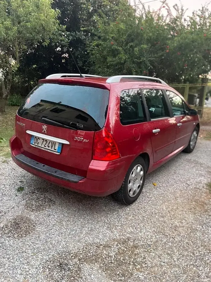 Usata Peugeot 307 109 CV (80 kW) 2009 Rosso Cabrio