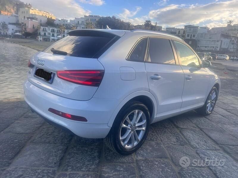 Usata Audi Q3 150 CV (110 kW) 2013 Bianco SUV