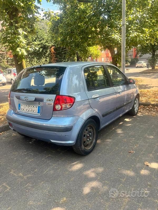 Usata 2004 Hyundai Getz GLS Due volumi | 1550 € (Buon prezzo) - Immagine 1/4