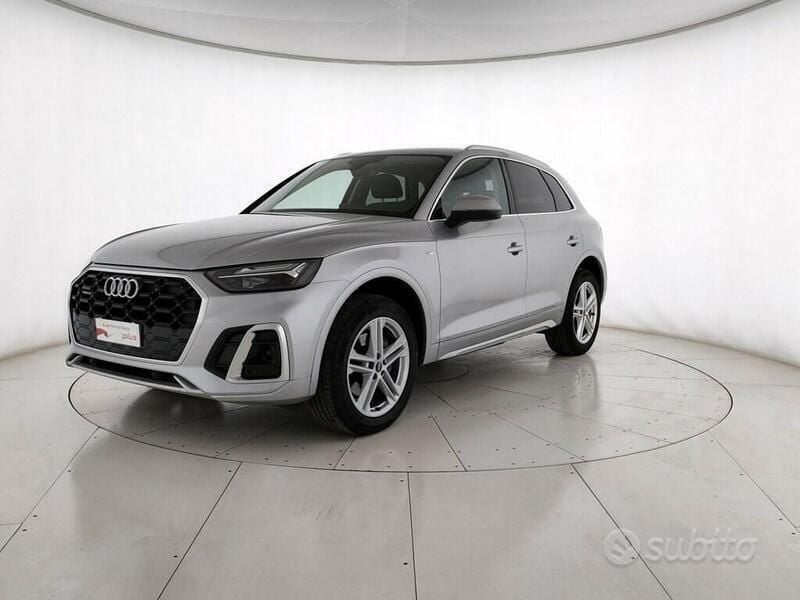 Grigio Usata 2022 Audi Q5 S-Line SUV | 43.900 € (Buon prezzo) - Immagine 1/4