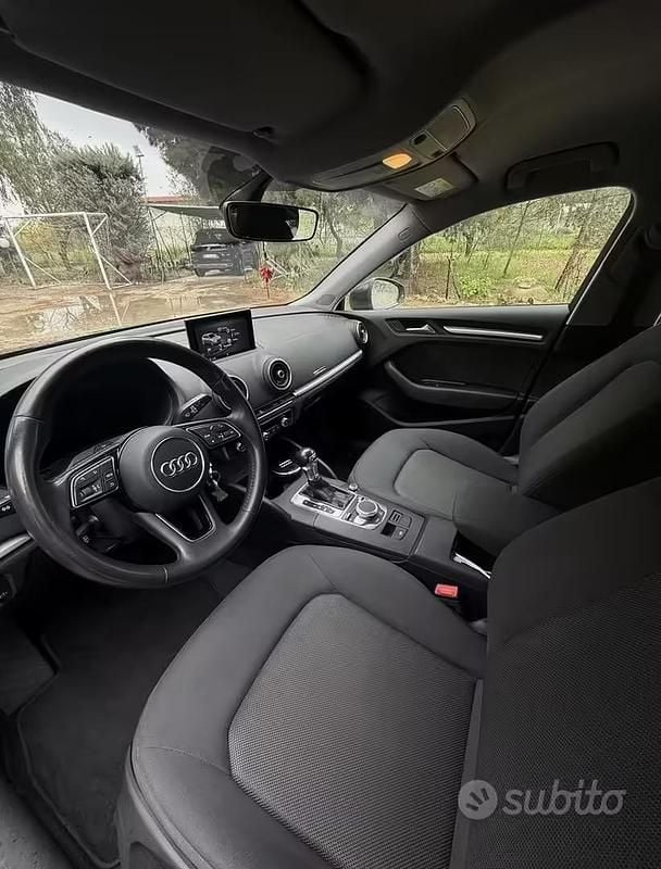 Usata Audi A3 S-Line 116 CV (85 kW) 2019 Nero Berlina