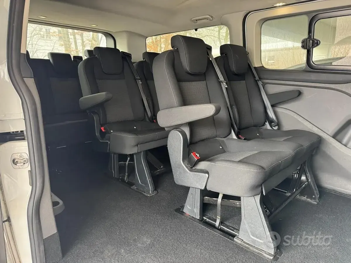Usata Ford Tourneo Custom 131 CV (96 kW) 2020 Bianco Furgone
