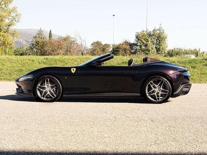 Usata Ferrari Roma 620 CV (456 kW) 2025 Nero Cabrio