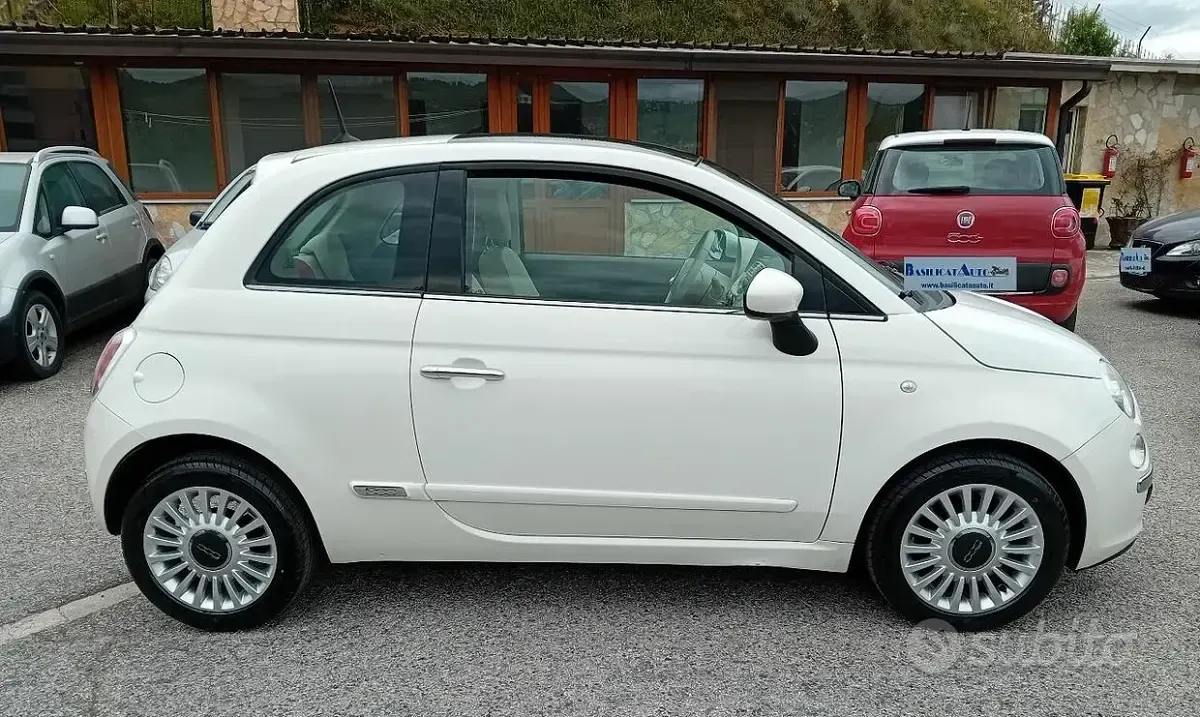 Usata Fiat 500 Lounge 69 CV (50 kW) 2013 Bianco Berlina