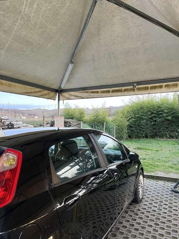 Brugt Fiat Grande Punto Dynamic 90 HK (66 kW) 2006 Sort Hatchback