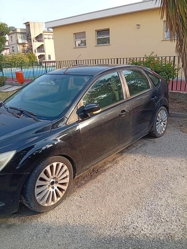 Usata Ford Focus 2008 Nero Berlina