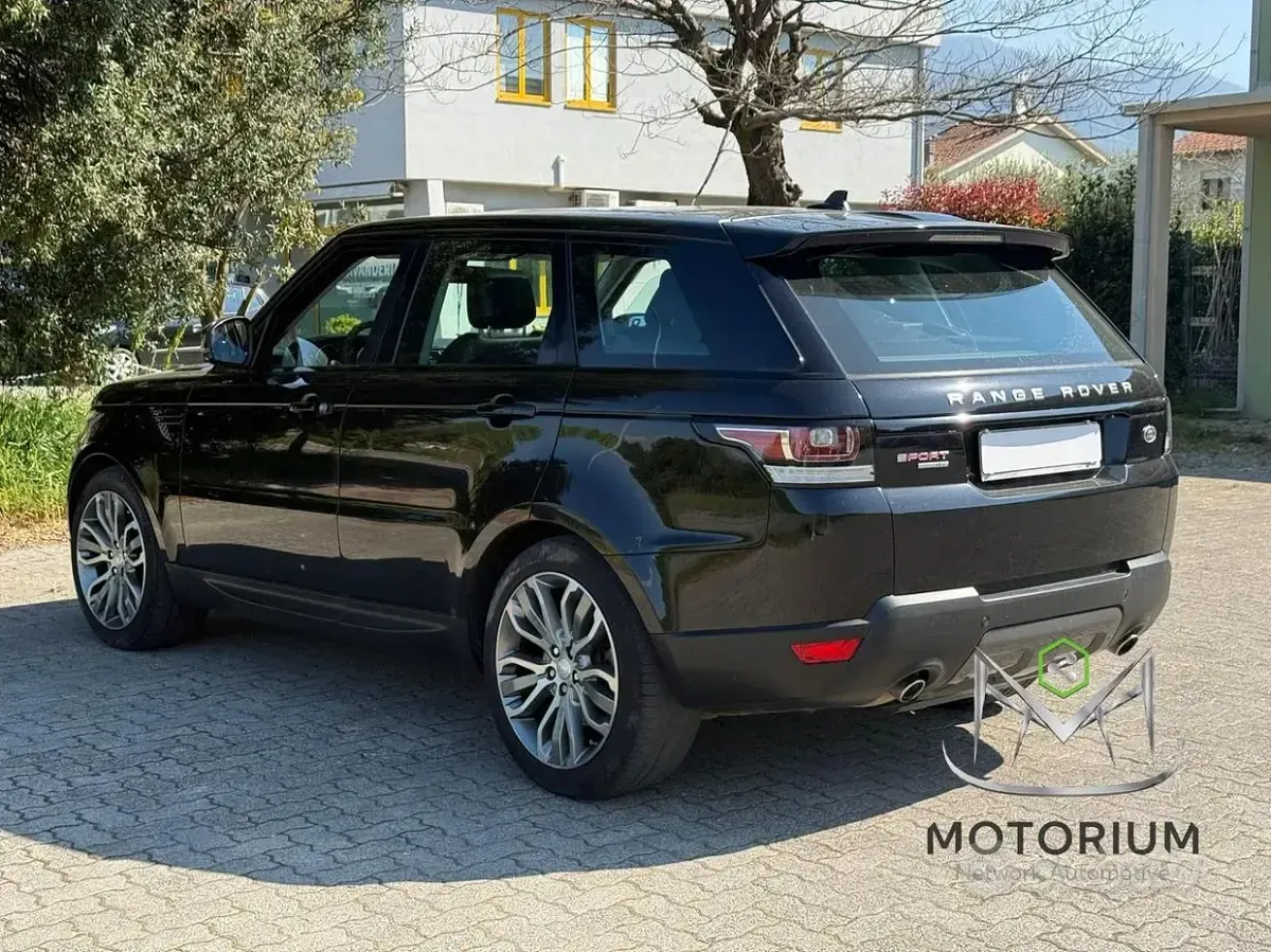 Usata Land Rover Range Rover HSE Dynamic 249 CV (183 kW) 2016 Nero SUV