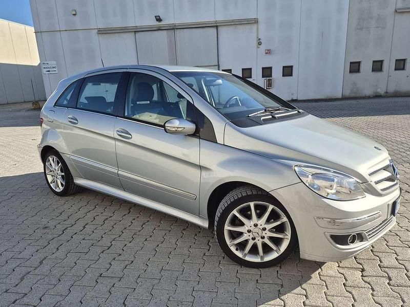 Usata Mercedes 170 86 CV (63 kW) 2005 Grigio Berlina